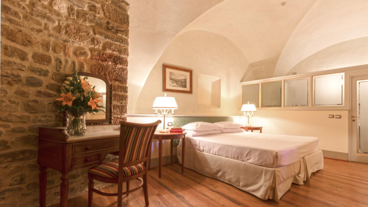 Badia Di Campoleone Villa Arezzo Szoba fotó
